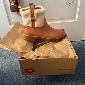 Fitflop size 7.5 NEVERWORN